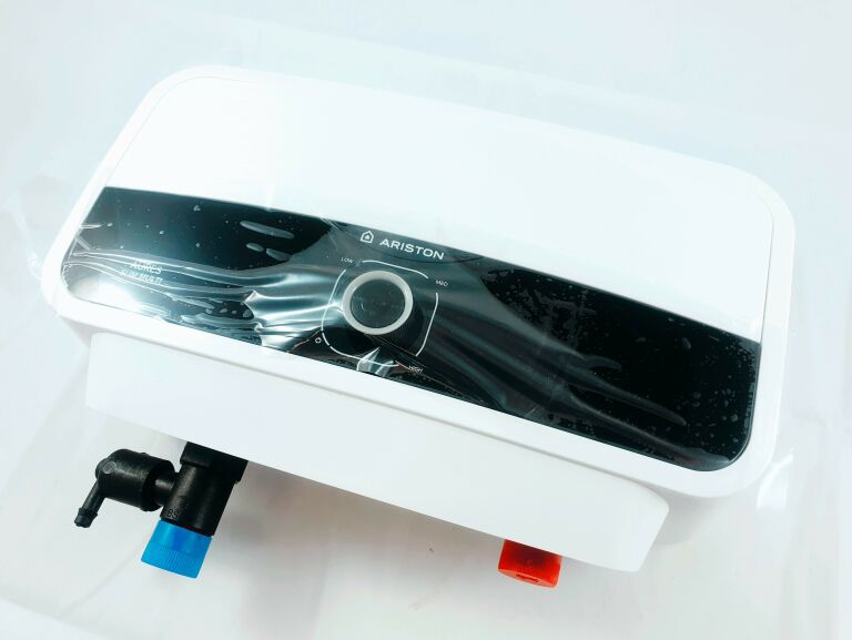 PODGRZEWACZ WODY ARISTON AURES SM 5 EU