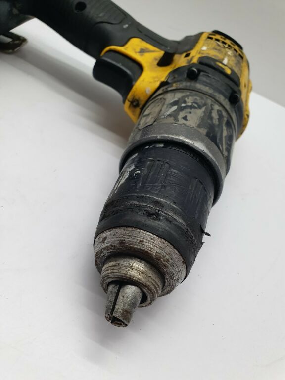 wkretarka-dewalt-dcf735-marka-dewalt