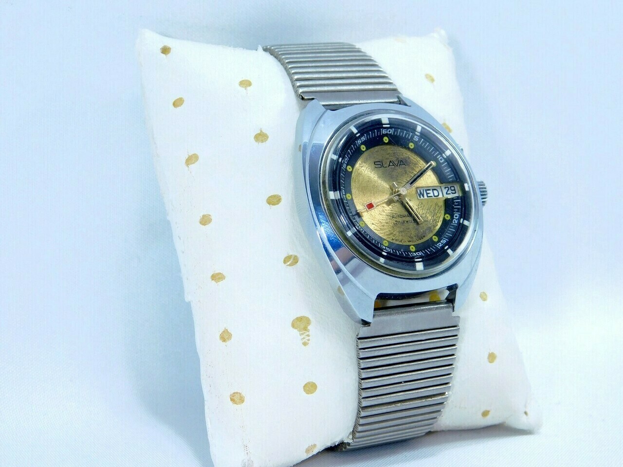 zegarek-slava-automatyczny-27-jewels-made-in-ussr-wodoszczelnosc-ponizej-20m-wr20