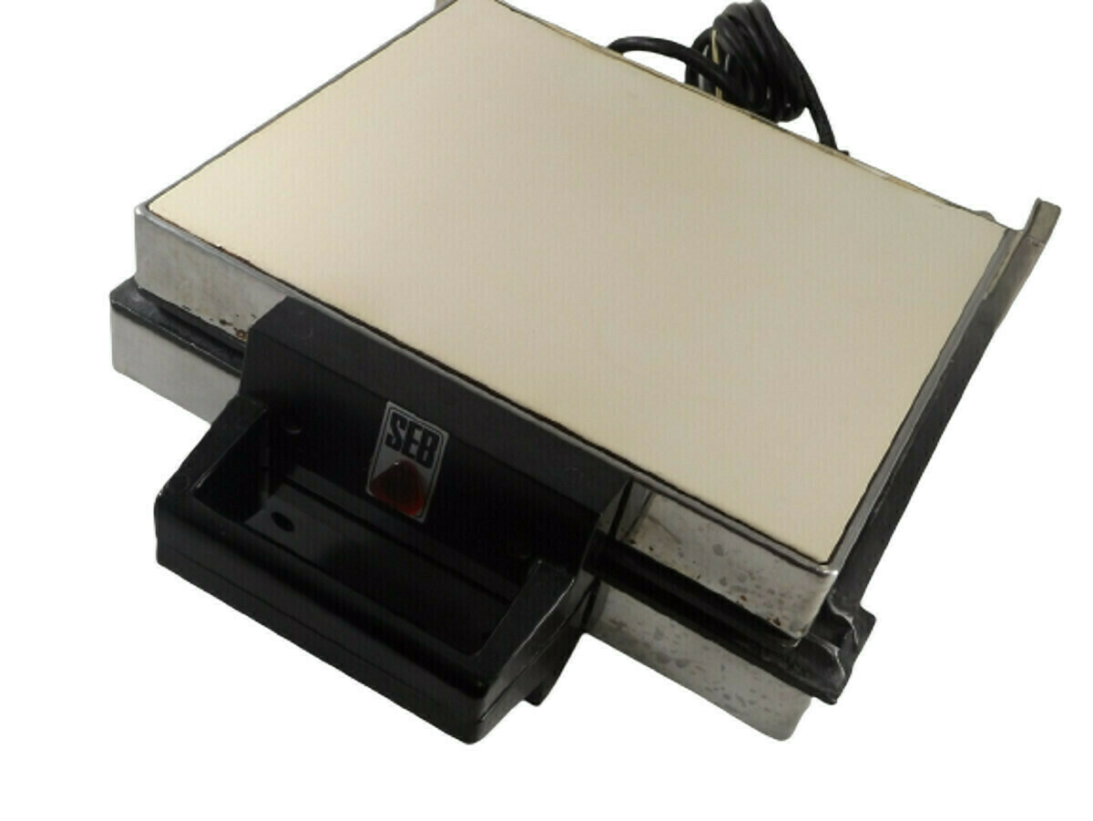 grill-elektryczny-stary-zdarty-seb-1300-kasprowicza-8-lidzbark