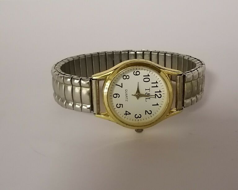 zegarek-tl-quartz-pilsudskiego-26-miedzychod