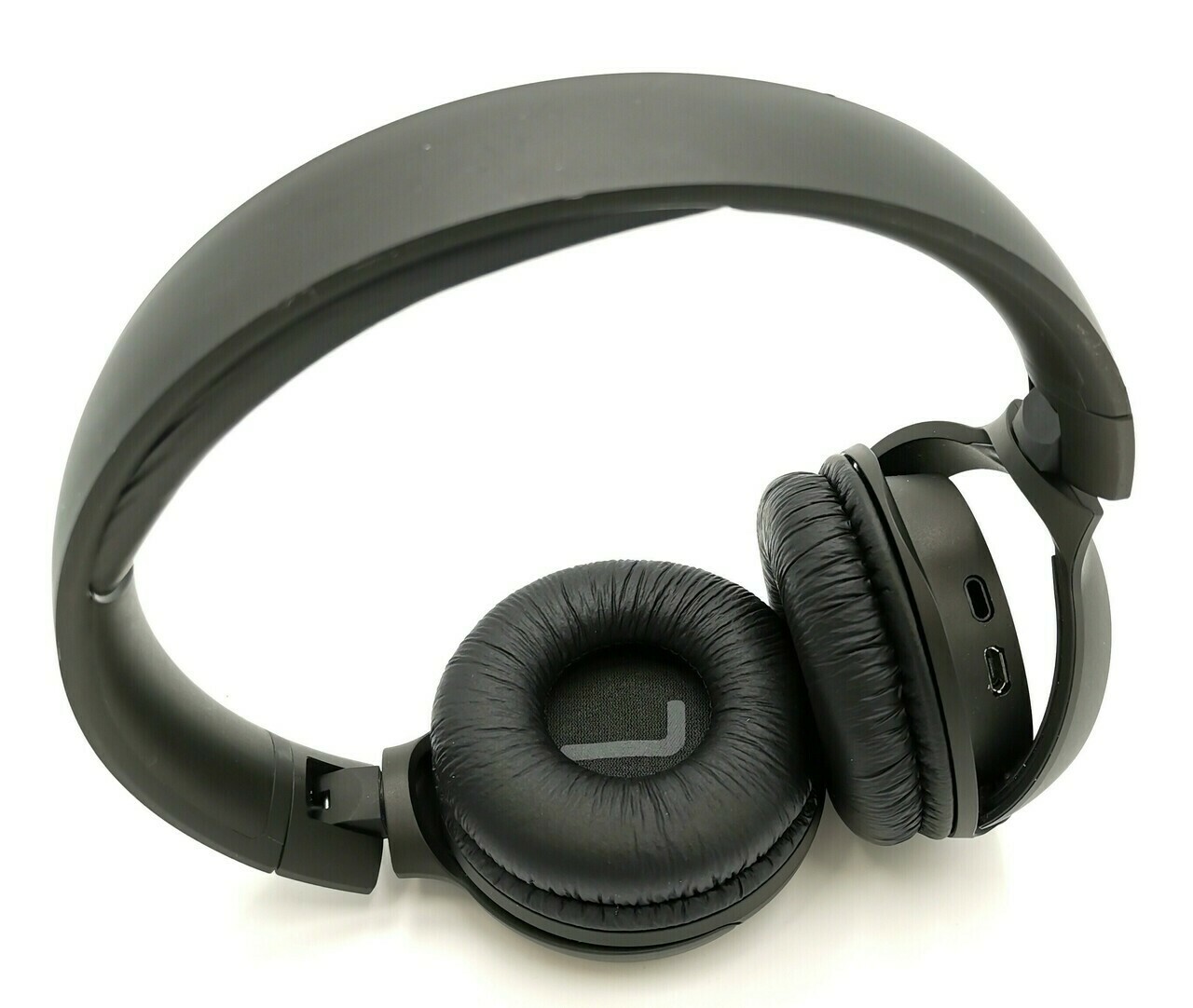 nauszne-sluchawki-jbl-tune-500bt-czarne-komplet-waga-produktu-155