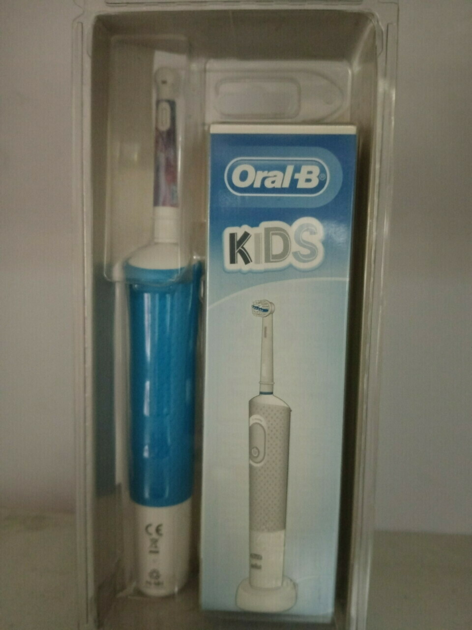 szczoteczka-elektryczna-oral-b-3757-frozen-ii-marka-oral-b