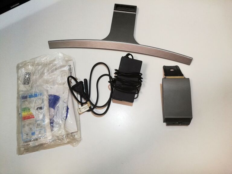 MONITOR SAMSUNG S27D590