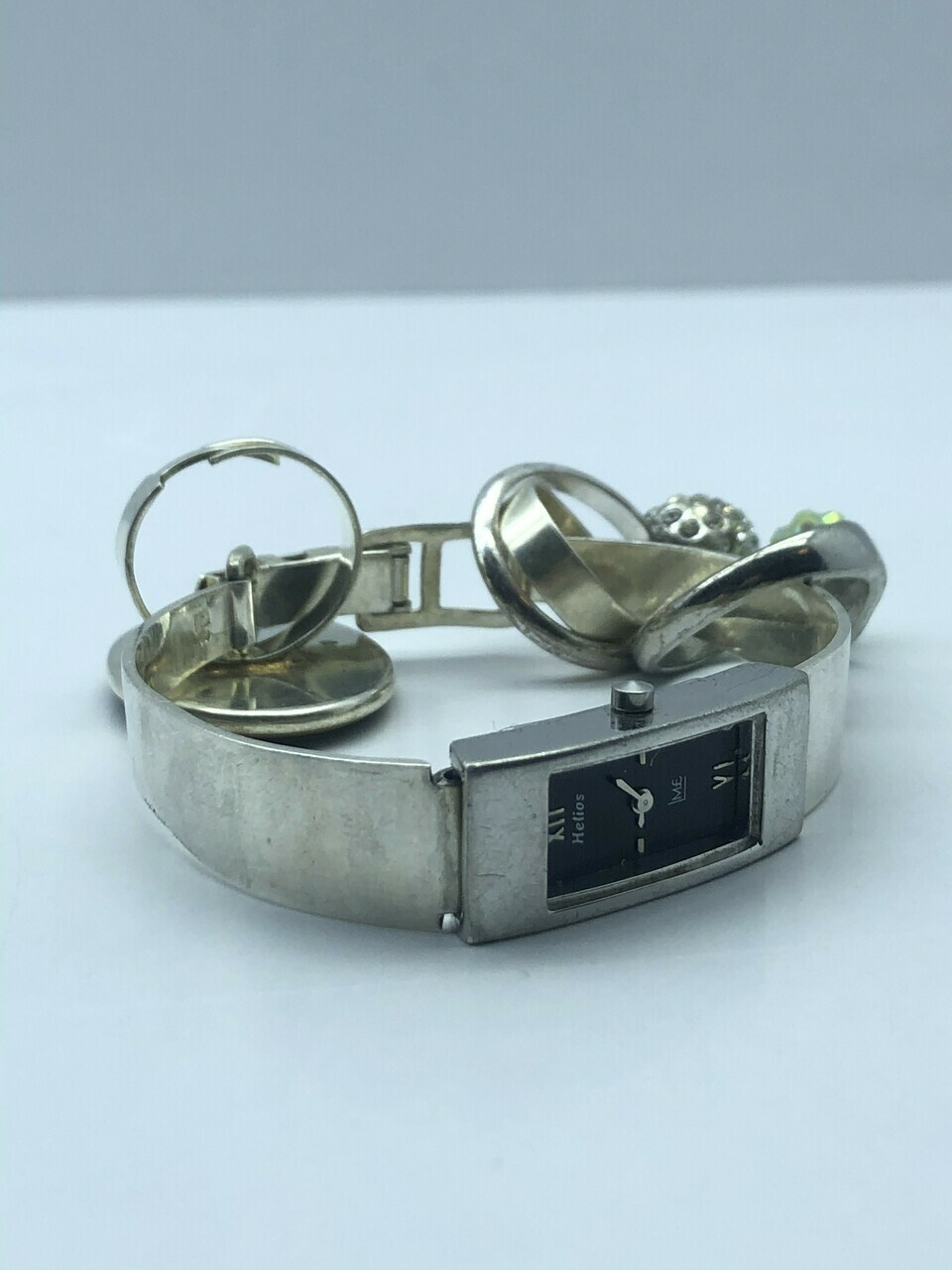 srebrny-zegarek-helios-rodzaj-cyfrowe