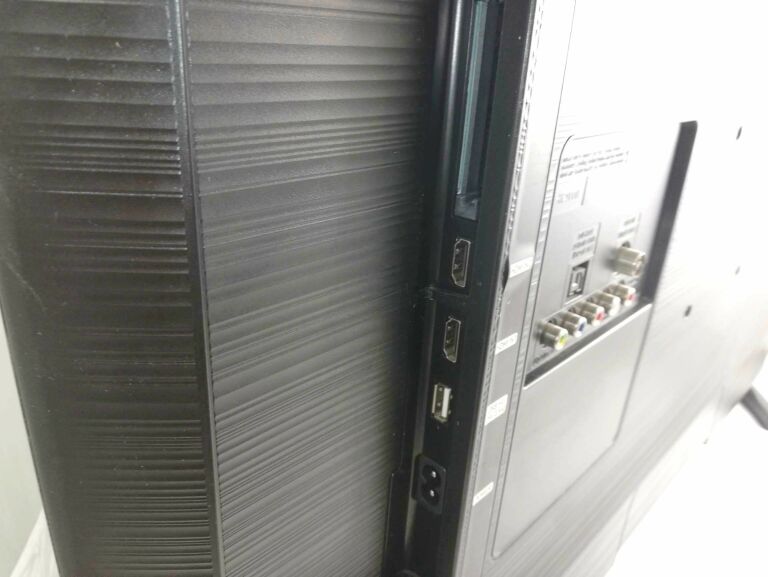 TELEWIZOR LED SAMSUNG 32' UE32N4002AK PILOT