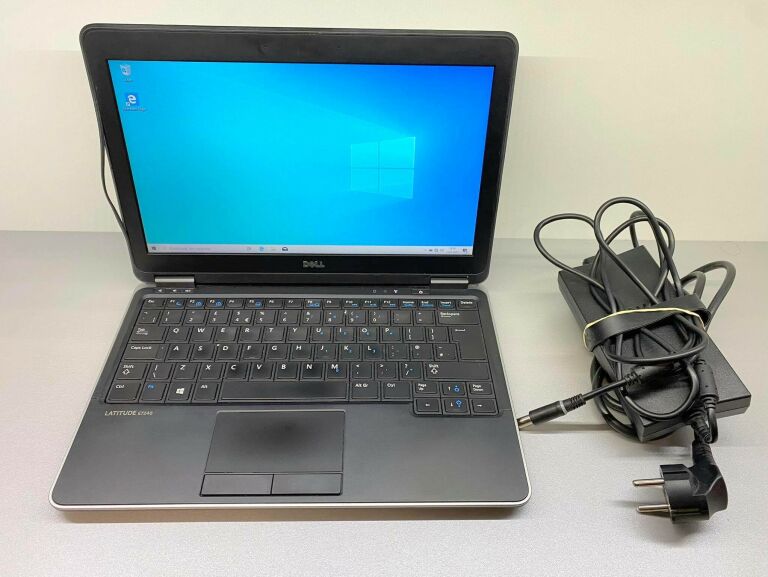 DELL LATITUDE E7240 I5-4300U / 8GB / 120GB / WIN1