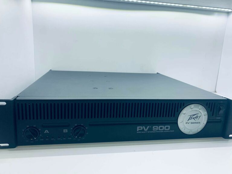 KOŃCÓWKA MOCY PEAVEY PV-900 POWER AMPLIFIER 900W
