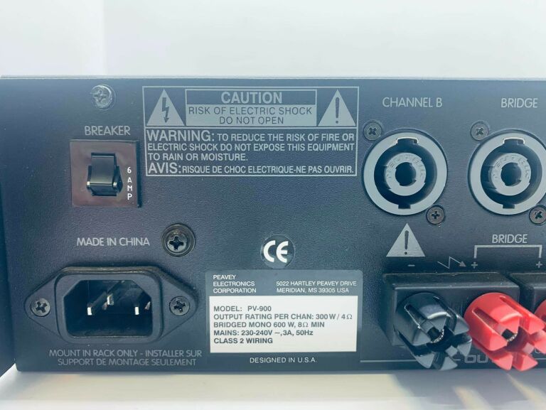 KOŃCÓWKA MOCY PEAVEY PV-900 POWER AMPLIFIER 900W