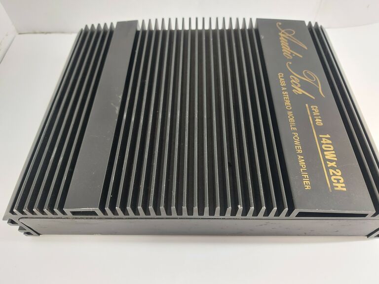 WZMACNIACZ SAMOCHODOWY AUDIO TECH CPA 140