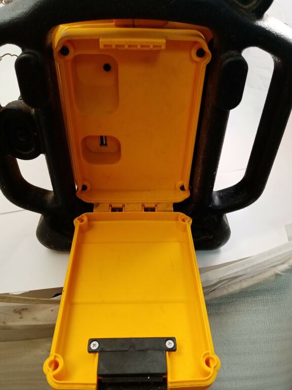 RADIO BUDOWLANE DEWALT DCR017