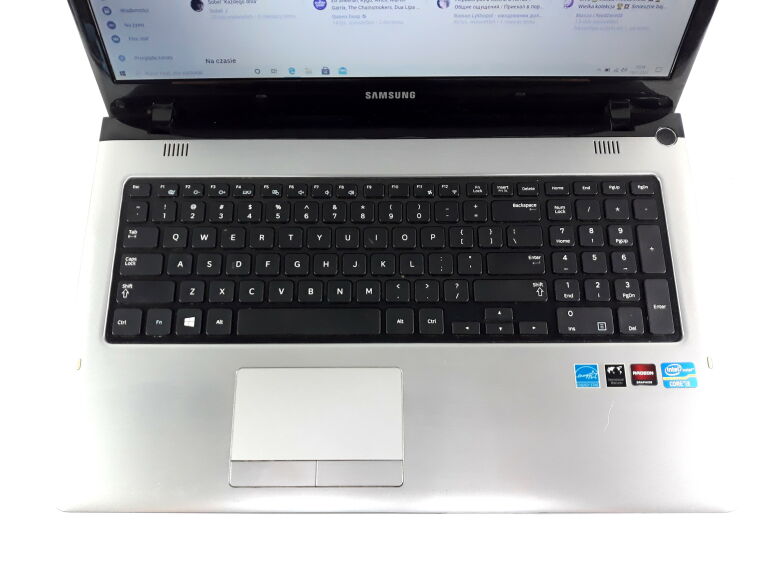 SAMSUNG NP350 | 17,3 | I3 | 4GB RAM | 1TB HDD