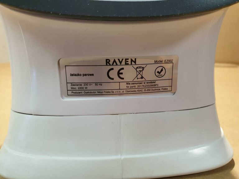 ŻELAZKO PAROWE RAVEN EZ002N 2200W KOMPLET
