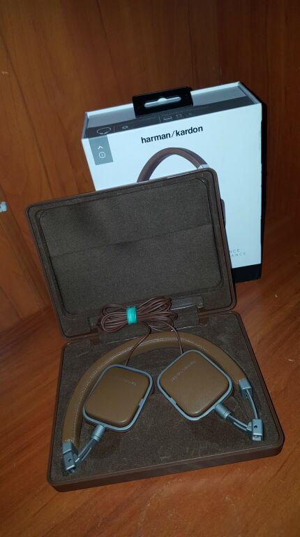 PRZEWODOWE SŁUCHAWKI HARMAN KARDON SOHO KOMPLET
