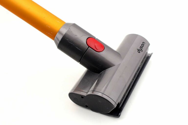 MEGA ODKURZACZ DYSON V8 ANIMAL 2X TURBO SZCZOTKI