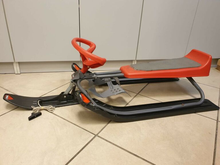 nartosanki-sanki-stiga-kierownica-hamulec-stan-uzywany