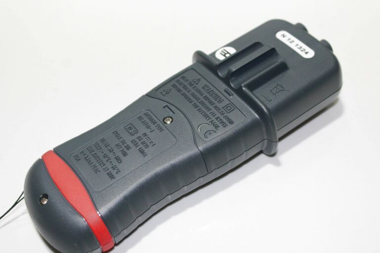 TESTER BEZPIECZEŃSTWA FACOM 701B SUPER STAN