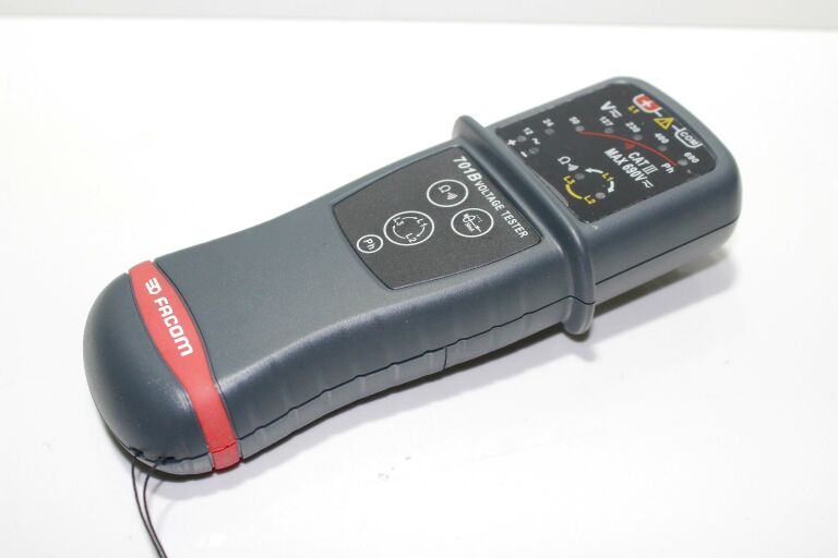 TESTER BEZPIECZEŃSTWA FACOM 701B SUPER STAN