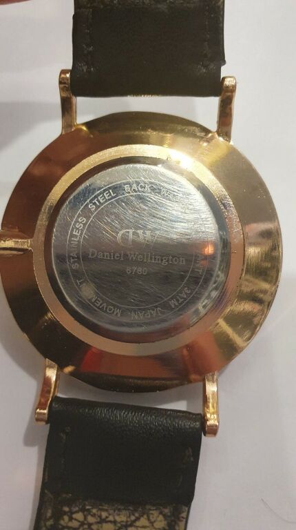 daniel-wellington-6760-stan-uzywany