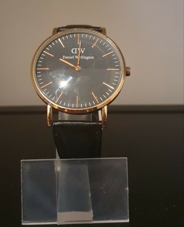 daniel-wellington-6760-dabrowskiego-93-obok-poczty-lodz