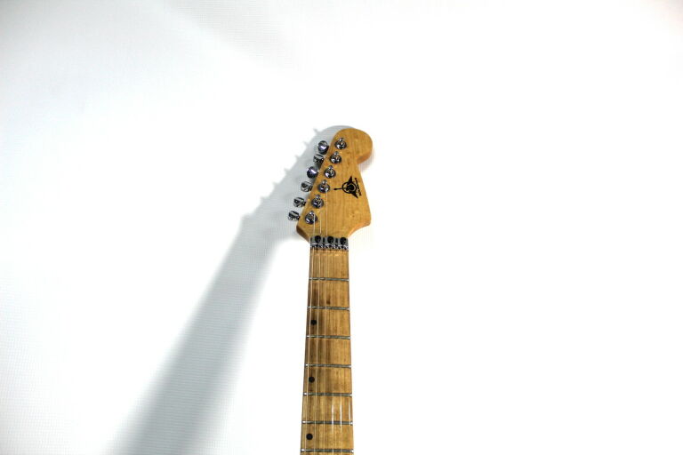 sounder-gitara-elektryczna-6-strun-piecyk-marka-inna