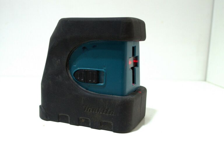 LASER MAKITA SK 102 Z