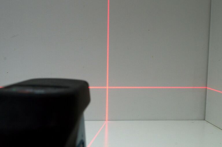 LASER MAKITA SK 102 Z
