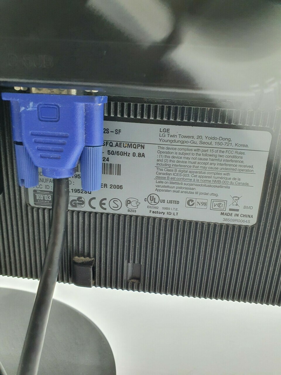 monitor-lg-l1952s-rodzaj-podswietlania-inne