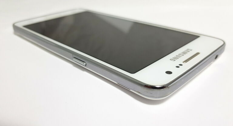 samsung-grand-prime-sm-g531f-etui-opis-typ-smartfon