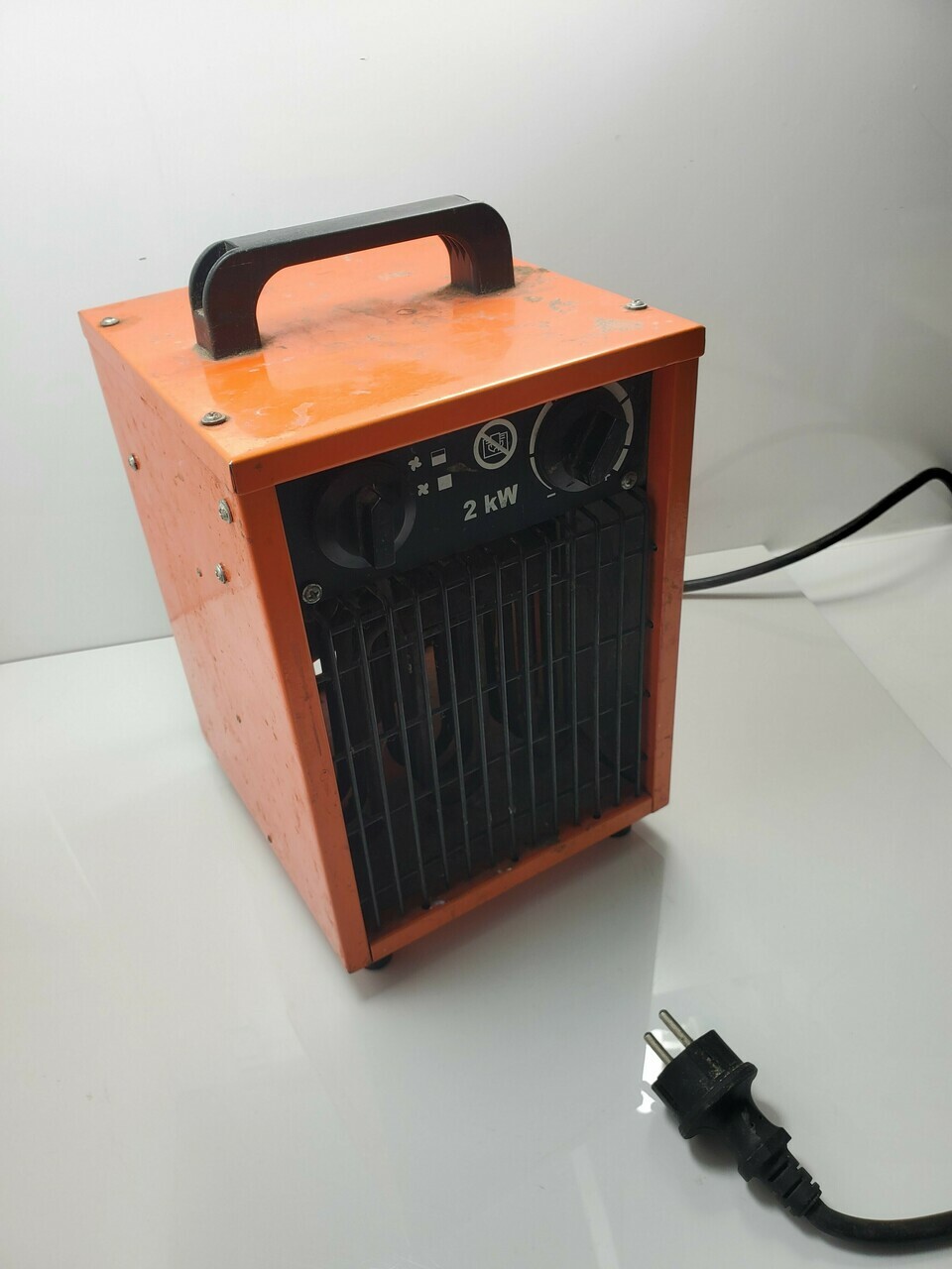 nagrzewnica-blyss-ifh-2000a-kod-produktu-nagrzewnica-blyss-ifh-2000a