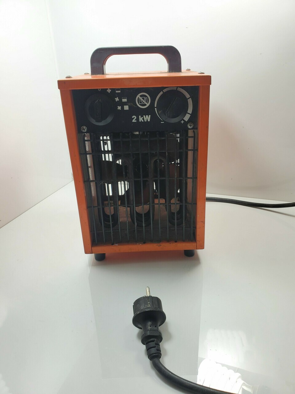 nagrzewnica-blyss-ifh-2000a-stan-uzywany