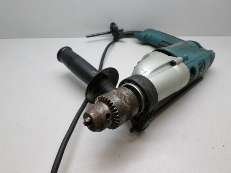 WIERTARKA UDAROWA MAKITA HP2070