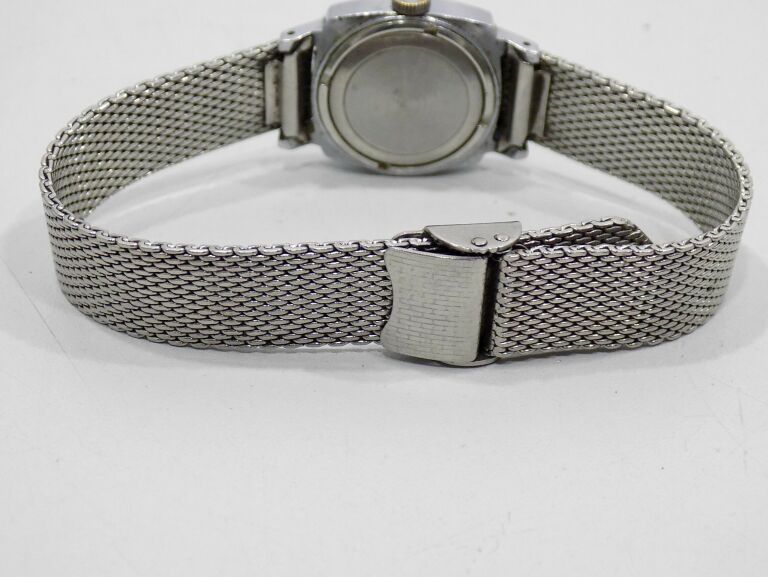 ZEGAREK MECHANICZNY SEKONDA 17 JEWELS USSR