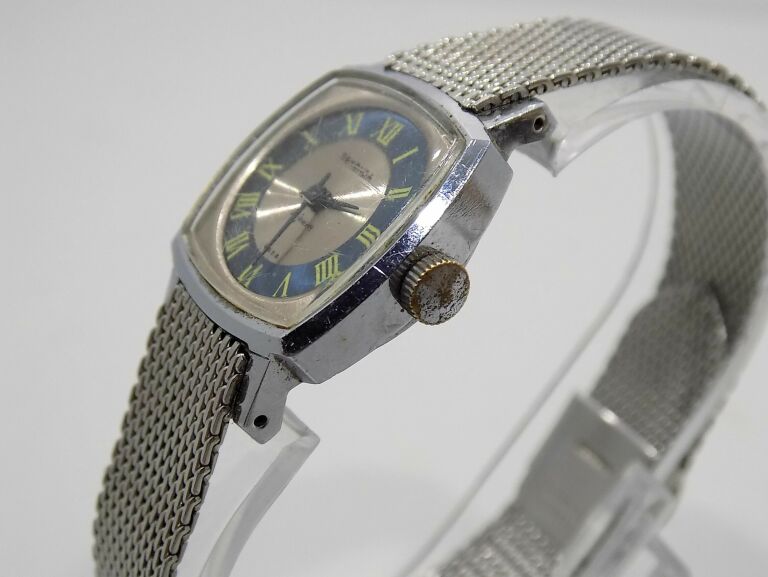 ZEGAREK MECHANICZNY SEKONDA 17 JEWELS USSR
