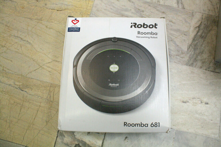 IROBOT ROOMBA 681