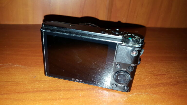 aparat-fotograficzny-sony-dsc-rx100-stabilizacja-cyfrowa