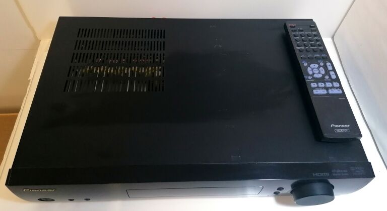 AMPLITUNER PIONEER VSX-S300 + PILOT