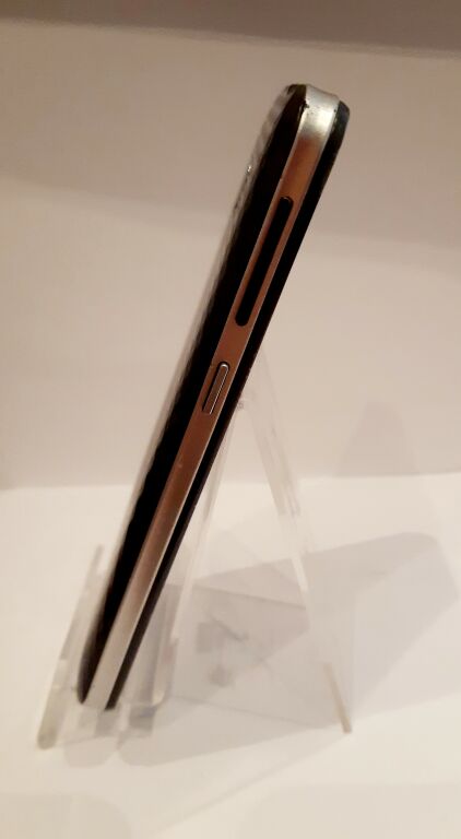 TELEFON MANTA MSP4508 USZKODZONY