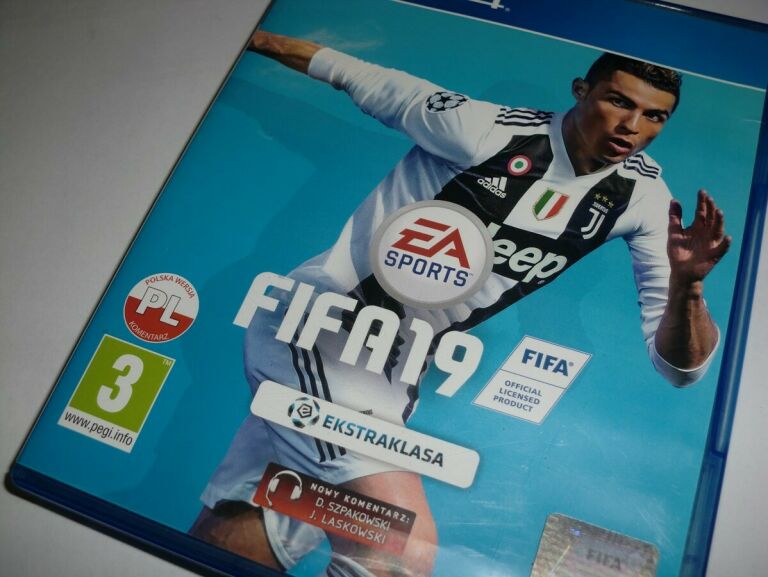 GRY NA PS4 7 SZTUK