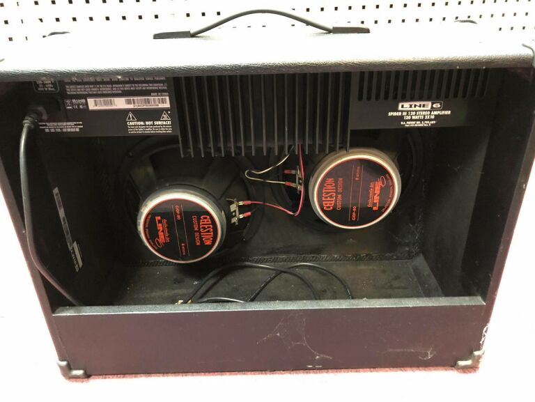 WZMACNIACZ LINE 6 SPIDER III 120 WAT (OPIS)