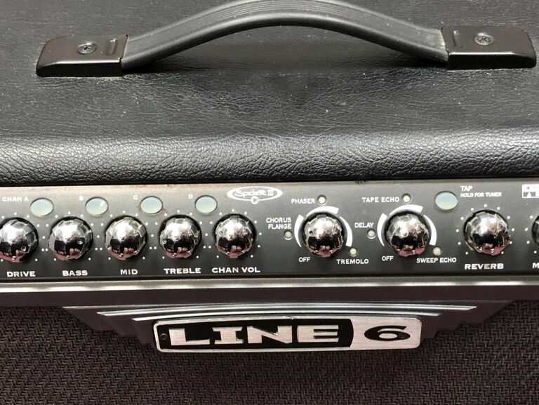 WZMACNIACZ LINE 6 SPIDER III 120 WAT (OPIS)
