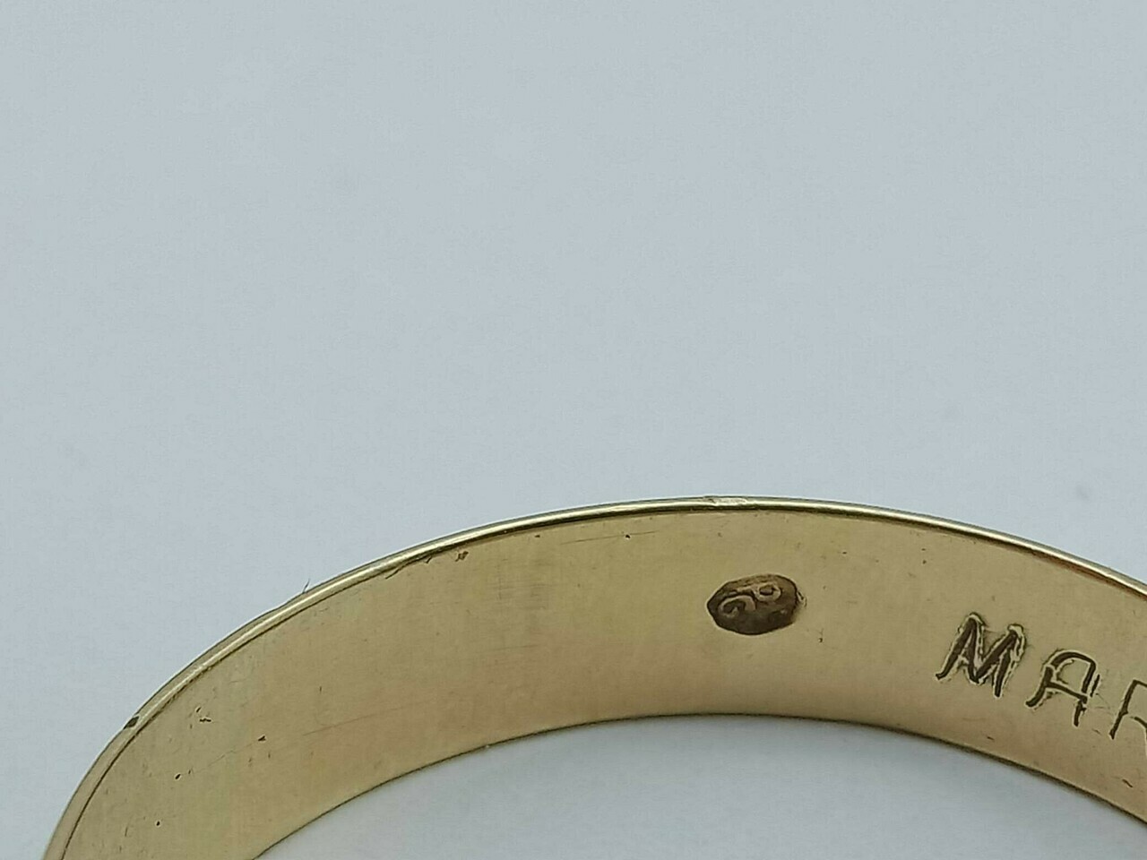 meska-zlota-obraczka-z-grawerem-565g-pr585-r35-kolor-dominujacy-zloty