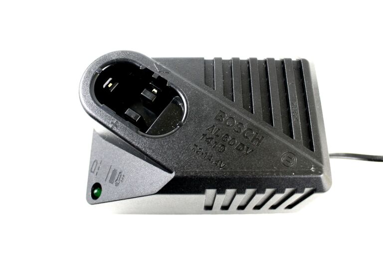 ladowarka-bosch-al60dv-1419-lipowa-45-bialystok-sj