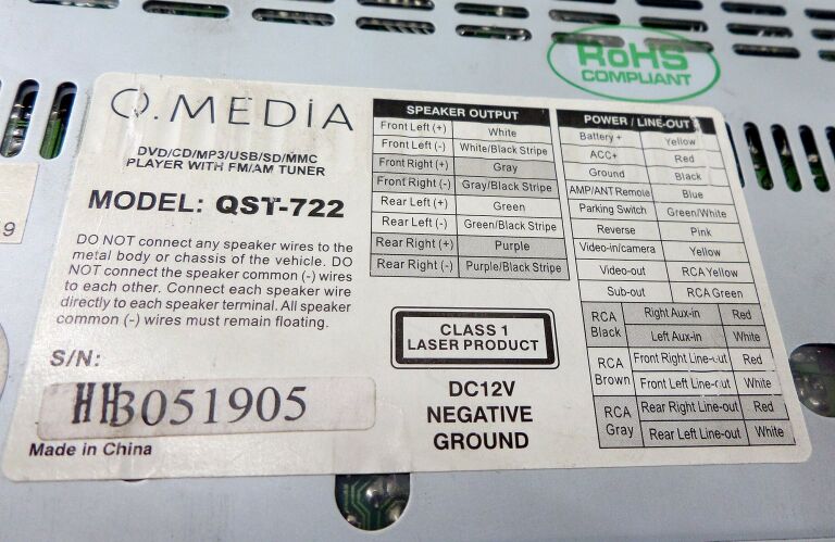 RADIO SAMOCHODOWE Q.MEDIA QST-722