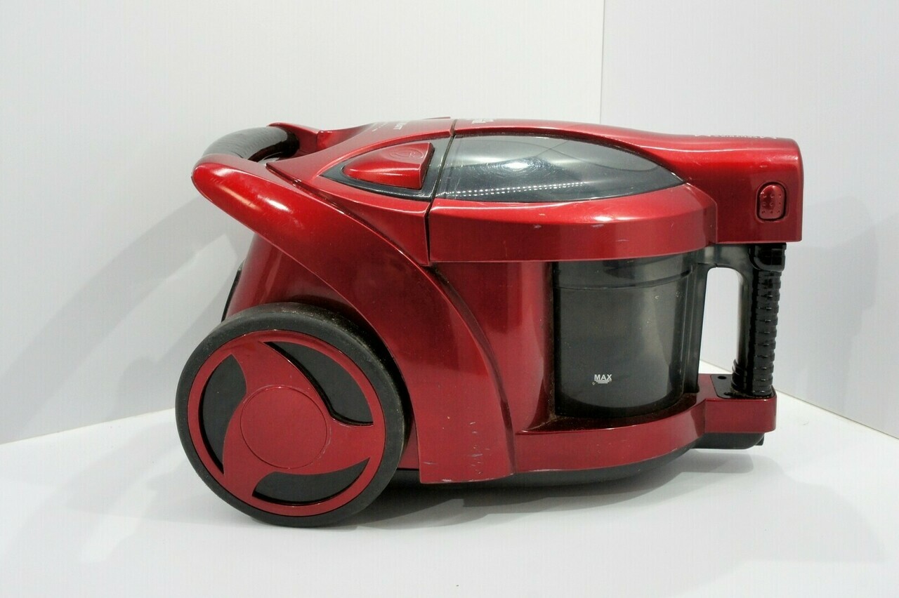 odkurzacz-dirt-devil-magnum-centrixx-1800w-moc-1800