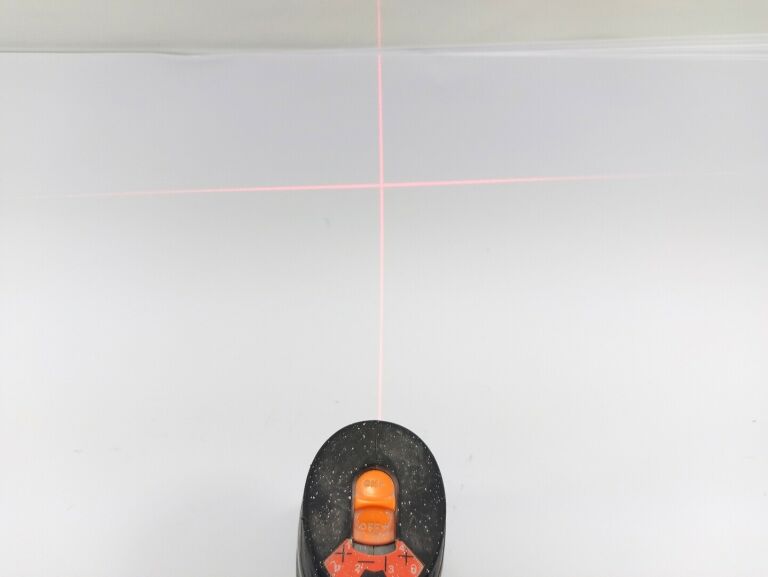 laser-krzyzowy-einhell-nkl-904-statyw-stan-uzywany