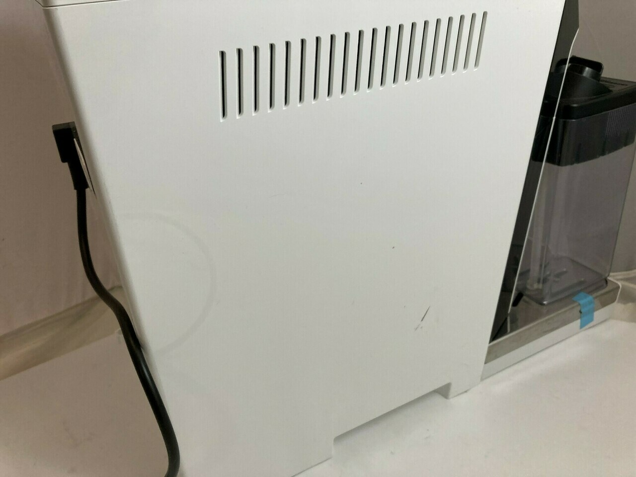 ekspres-delonghi-primadonna-class-ecam55065w-wbudowany-mlynek-tak