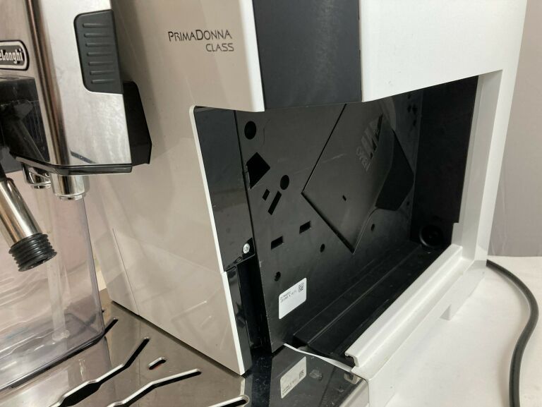 ekspres-delonghi-primadonna-class-ecam55065w-moc-1450