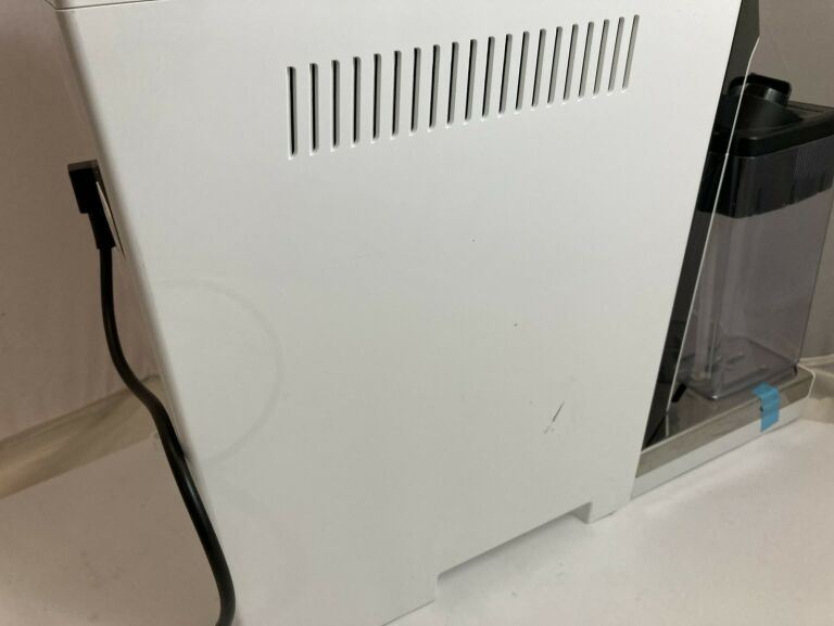 ekspres-delonghi-primadonna-class-ecam55065w-wbudowany-mlynek-tak