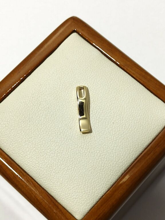 piekna-zlota-zawieszka-p585-071g-ean-gtin-6944284671058